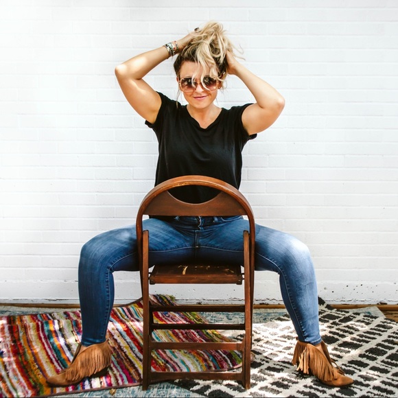 Meet your Posher, Jody - Picture 2 of 2